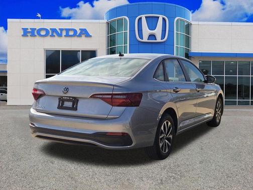 Pyrite Silver Metallic 2024 Volkswagen Jetta 1.5T S