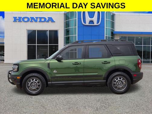 Eruption Green Metallic 2024 Ford Bronco Sport Outer Banks