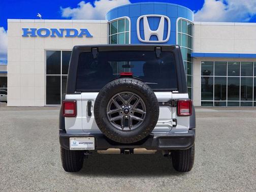Bright White Clearcoat 2020 Jeep Wrangler Unlimited Sport