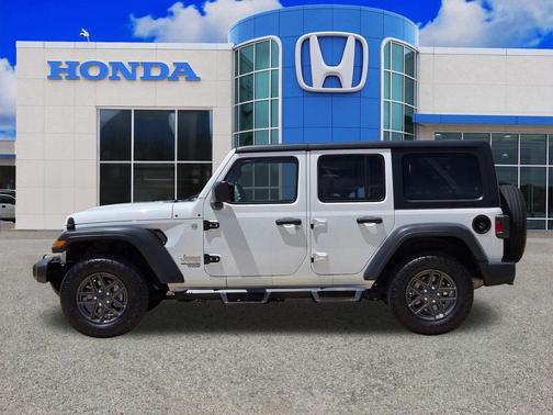 Bright White Clearcoat 2020 Jeep Wrangler Unlimited Sport