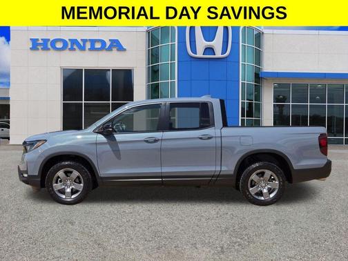 Sonic Gray Pearl 2025 Honda Ridgeline TrailSport