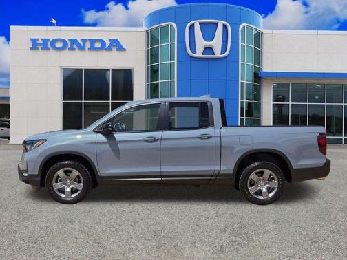 Sonic Gray Pearl 2025 Honda Ridgeline TrailSport