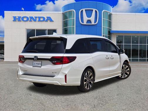 Platinum White Pearl 2025 Honda Odyssey Elite