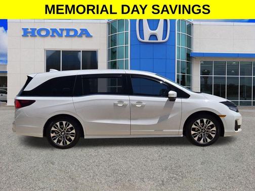 Platinum White Pearl 2025 Honda Odyssey Elite