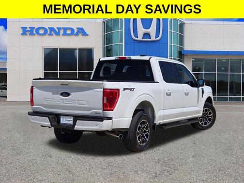 Oxford White 2023 Ford F-150 XLT