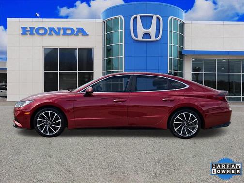 2023 Hyundai SONATA Limited