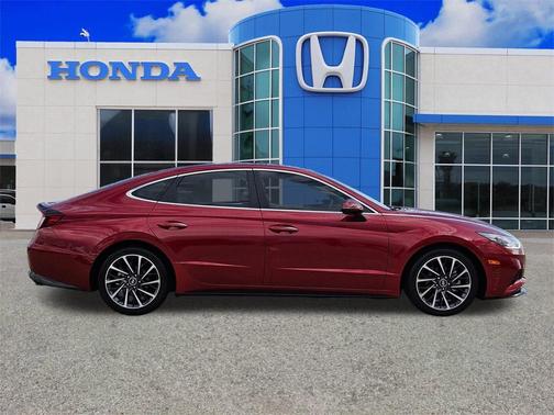 2023 Hyundai SONATA Limited