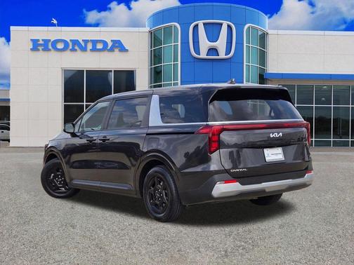 Metal 2025 Kia Carnival LXS