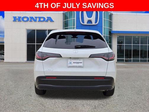 Platinum White Pearl 2027 Honda HR-V LX