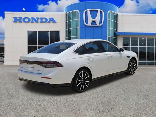 2025 Honda Accord Hybrid Touring