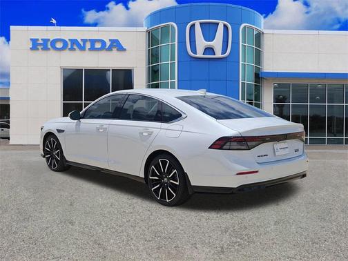 2025 Honda Accord Hybrid Touring