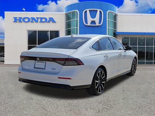2025 Honda Accord Hybrid Touring