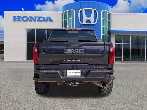 2024 GMC Sierra 2500 Denali Ultimate