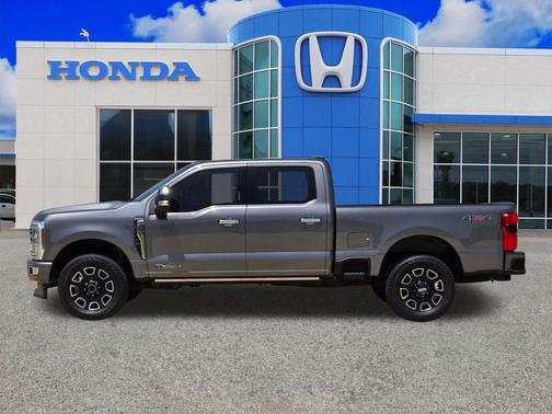 Carbonized Gray Metallic 2024 Ford F-250 Platinum