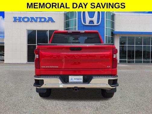 Red 2022 Chevrolet Silverado 1500 LT