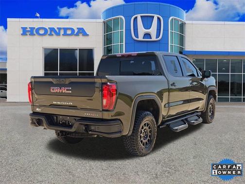 2023 GMC Sierra 1500 AT4X