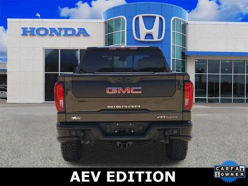2023 GMC Sierra 1500 AT4X