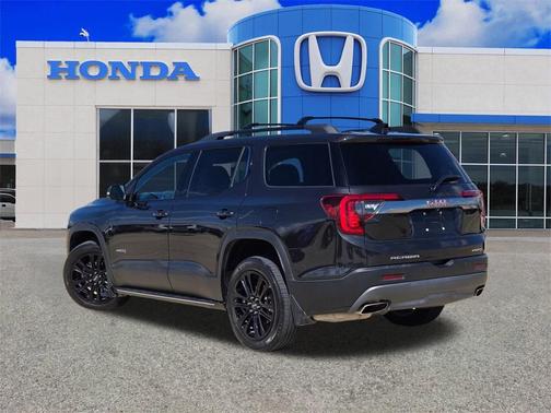 2020 GMC Acadia AT4