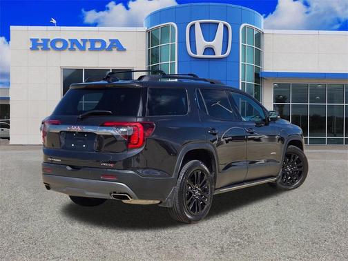 2020 GMC Acadia AT4
