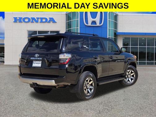 Midnight Black Metallic 2024 Toyota 4Runner TRD Off Road Premium
