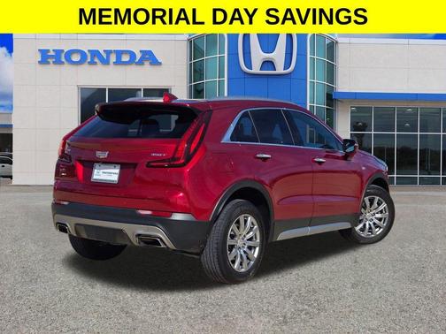 Infrared Tintcoat 2021 Cadillac XT4 Premium Luxury