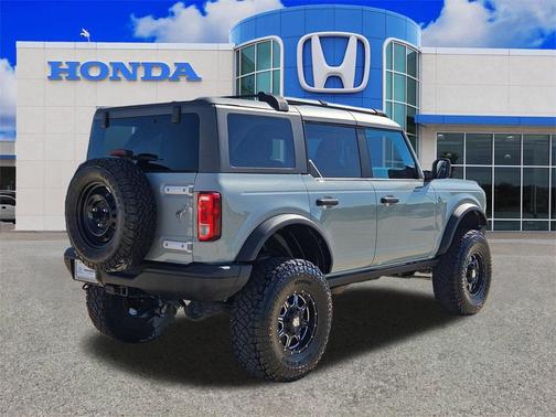 2022 Ford Bronco Black Diamond