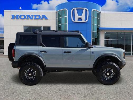 2022 Ford Bronco Black Diamond