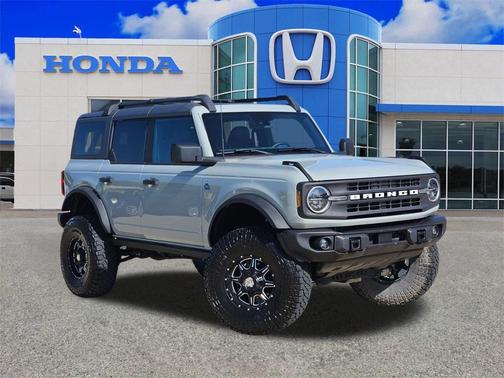 2022 Ford Bronco Black Diamond