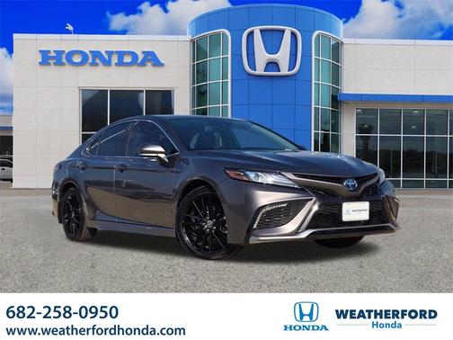 2024 Toyota Camry Hybrid XSE