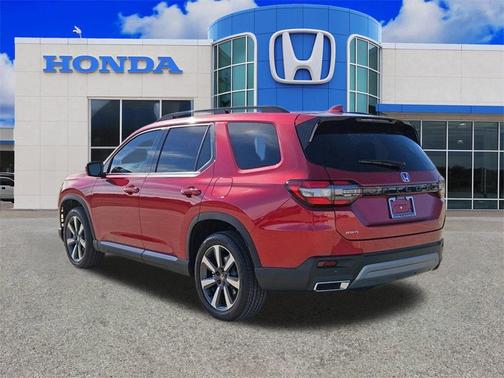2025 Honda Pilot Touring