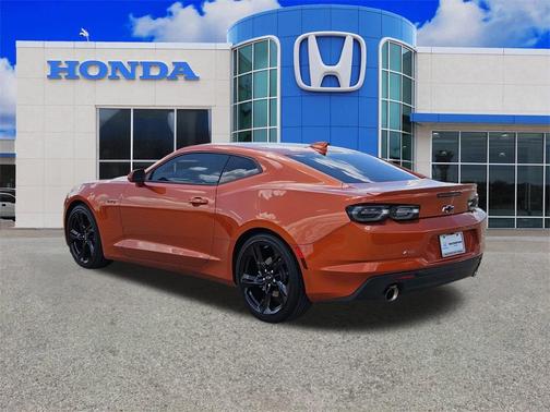 2022 Chevrolet Camaro LT1
