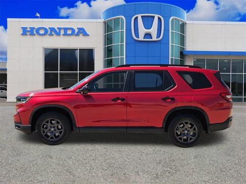 2023 Honda Pilot TrailSport
