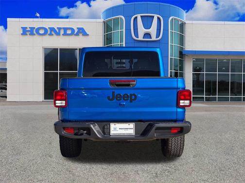 2025 Jeep Gladiator Sport