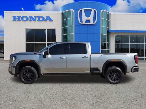 2024 GMC Sierra 2500 AT4