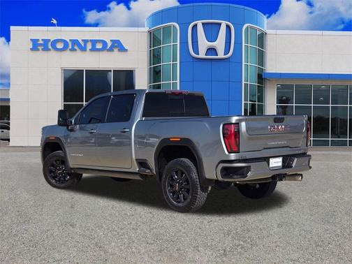 2024 GMC Sierra 2500 AT4