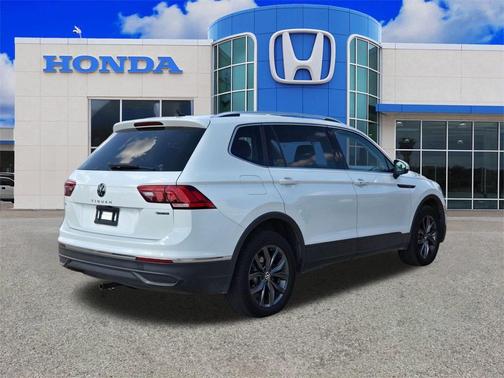 2024 Volkswagen Tiguan 2.0T SE