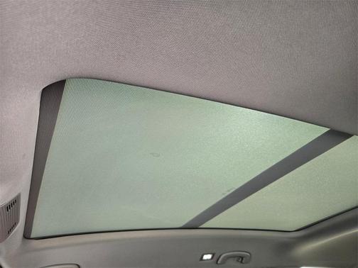 2024 Volkswagen Atlas 2.0T Peak Edition SE w/Technology