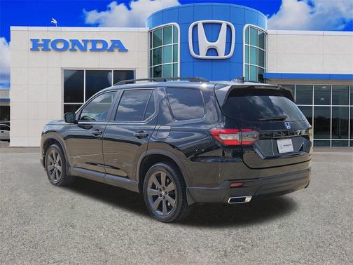 2025 Honda Pilot Sport