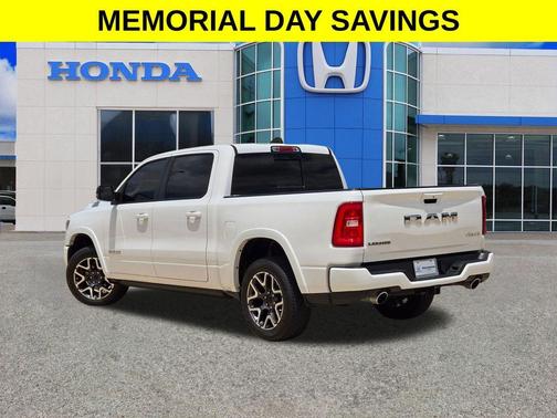 Bright White Clearcoat 2025 RAM 1500 Laramie