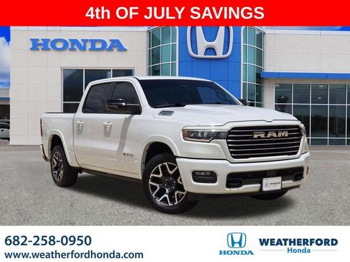 Bright White Clearcoat 2025 RAM 1500 Laramie