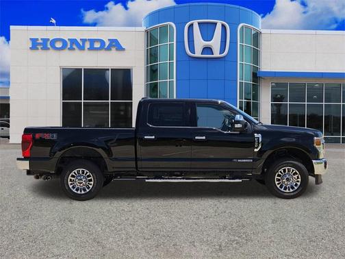 2022 Ford F-350 Lariat Super Duty
