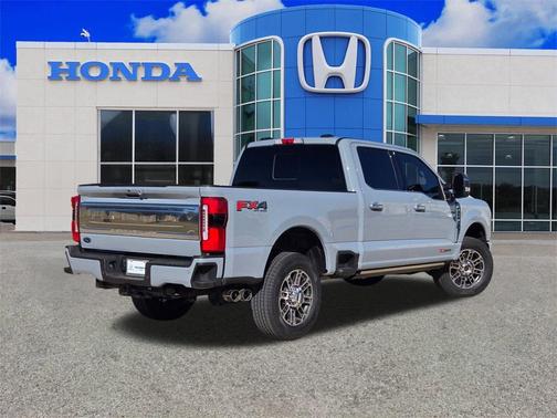 2025 Ford F-250 Platinum