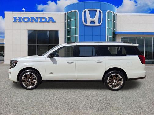 Star White 2025 Ford Expedition Max King Ranch