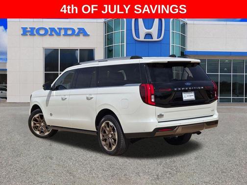 Star White 2025 Ford Expedition Max King Ranch