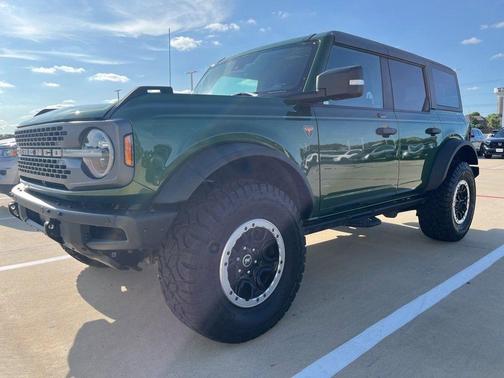 2022 Ford Bronco Badlands