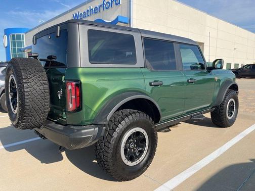 2022 Ford Bronco Badlands