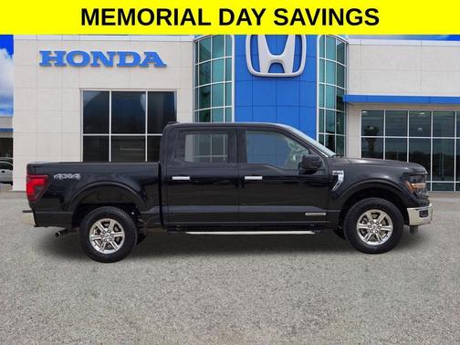 Agate Black Metallic 2025 Ford F-150 XLT