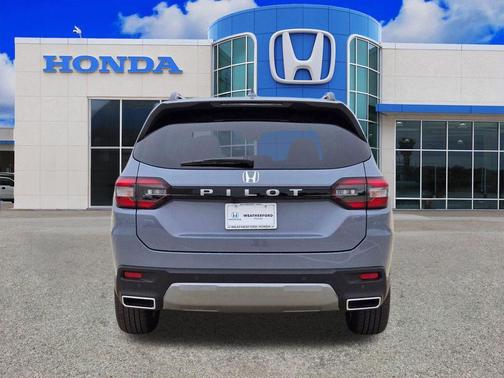 Sonic Gray Pearl 2026 Honda Pilot EX-L