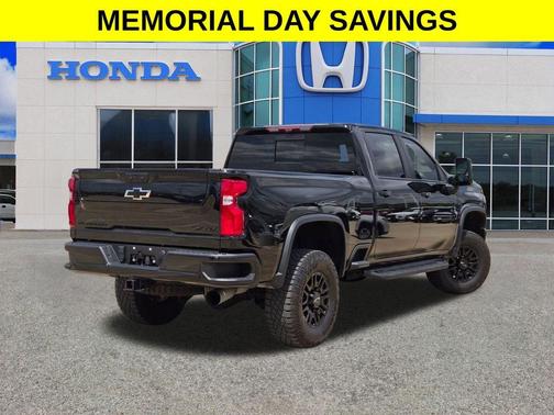 Black 2024 Chevrolet Silverado 2500 ZR2