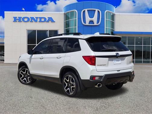 2023 Honda Passport Elite